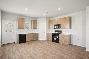 11905 Murano Dr, Austin, TX 78747 - Photo 7