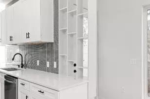 613 Clifford Rd, Austin, TX 78745 - Photo 13