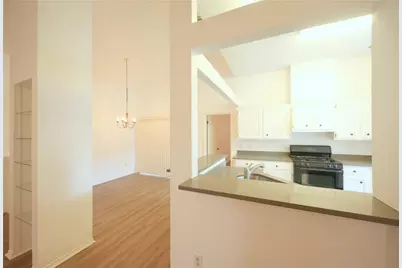 8200 Cahill Drive, Austin, TX 78729 - Photo 5
