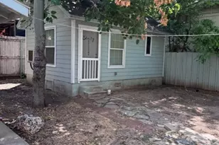 2209 E 5th St., Austin, TX 78702 - Photo 1