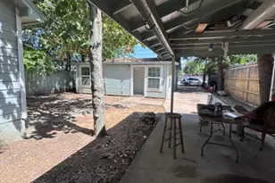 2209 E 5th St., Austin, TX 78702 - Photo 11