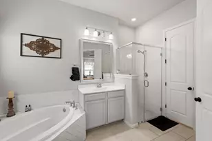 311 Bear Oak St, Hutto, TX 78634 - Photo 17