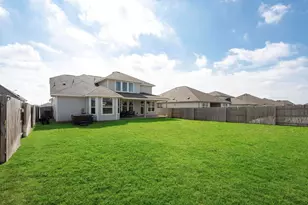 311 Bear Oak St, Hutto, TX 78634 - Photo 31