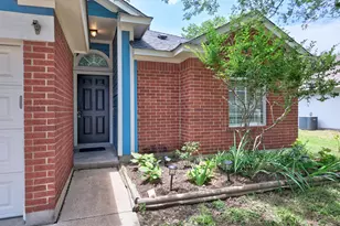 803 Sparkling Brook Ln, Leander, TX 78641 - Photo 3