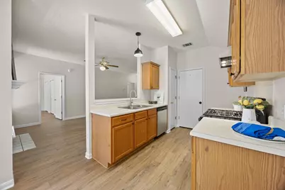 803 Sparkling Brook Lane, Leander, TX 78641 - Photo 11