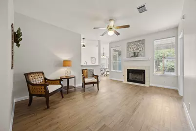 803 Sparkling Brook Lane, Leander, TX 78641 - Photo 5