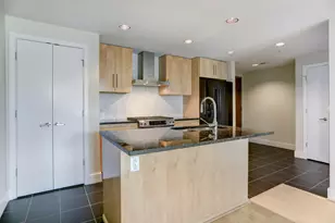 300 Bowie St, Austin, TX 78703 - Photo 3