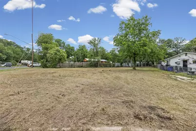1201 Fort Branch Boulevard, Austin, TX 78721 - Photo 19