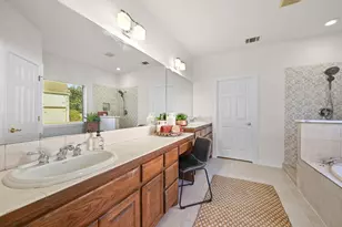 25 Lovegrass Ln, Sunset Valley, TX 78745 - Photo 19