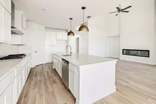 8013 Royal Mint Cv, Lago Vista, TX 78645 - Photo 5