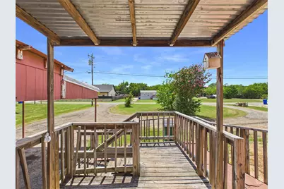 200 N Mustang Avenue, Cedar Park, TX 78613 - Photo 5
