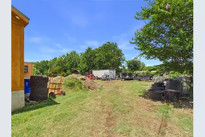 200 N Mustang Avenue, Cedar Park, TX 78613 - Photo 21
