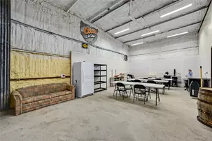 681 Co Rd 474, Elgin, TX 78621 - Photo 17