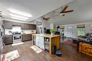 681 Co Rd 474, Elgin, TX 78621 - Photo 3