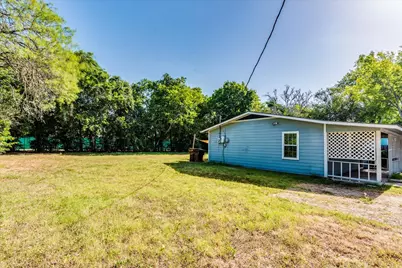 609 Cottonwod Street, Lockhart, TX 78644 - Photo 25