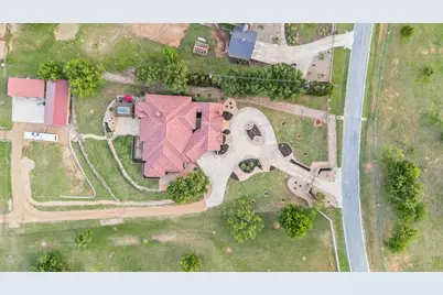 481 Chimney Cove Drive, Marble Falls, TX 78654 - Photo 37