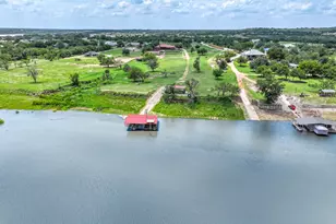 481 Chimney Cove Dr, Marble Falls, TX 78654 - Photo 5