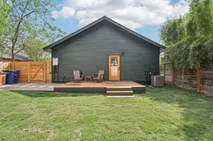 2312 Canterbury St, Austin, TX 78702 - Photo 15