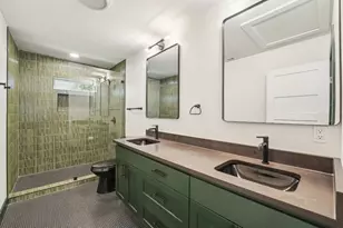 2312 Canterbury St, Austin, TX 78702 - Photo 11