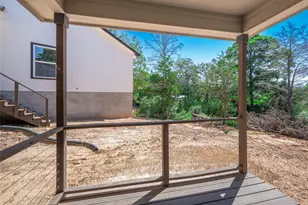 123 S Kanaio Dr, Bastrop, TX 78602 - Photo 7