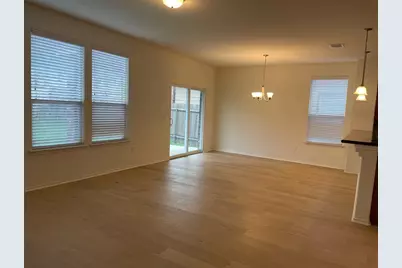 7112 Ondantra Bend, Austin, TX 78744 - Photo 3