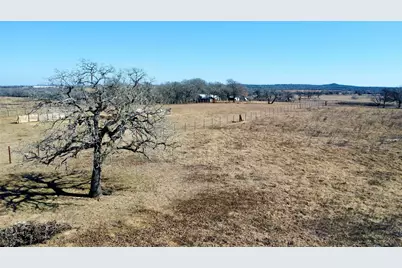 5633 Tenney Creek Road, Luling, TX 78648 - Photo 9