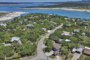 612 Mockingbird Dr, Canyon Lake, TX 78133 - Photo 21