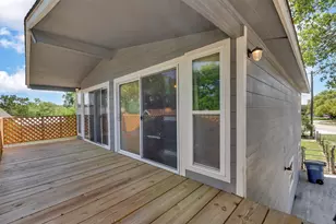 612 Mockingbird Dr, Canyon Lake, TX 78133 - Photo 13