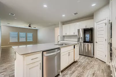 8800 Sikes Way, Austin, TX 78747 - Photo 7