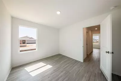 2867 Rosefinch Street, New Braunfels, TX 78130 - Photo 15