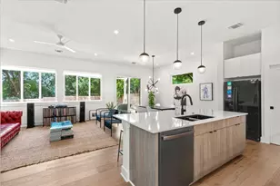 1404 E M. Franklin Ave, Austin, TX 78721 - Photo 5