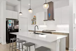 1404 E M. Franklin Ave, Austin, TX 78721 - Photo 7