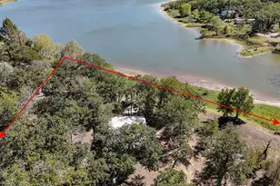 131 Moccasin Bend Dr, Smithville, TX 78957 - Photo 9