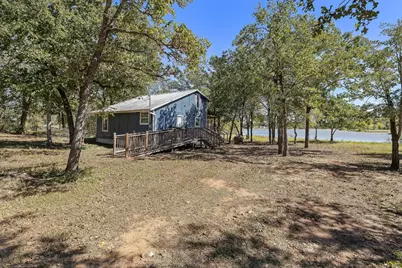 131 Moccasin Bend Drive, Smithville, TX 78957 - Photo 3