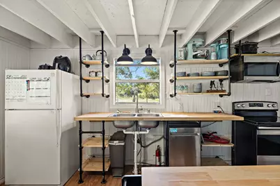 131 Moccasin Bend Drive, Smithville, TX 78957 - Photo 17