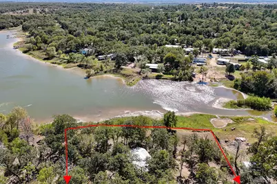 131 Moccasin Bend Drive, Smithville, TX 78957 - Photo 5