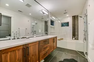 1305 Kinney Ave, Austin, TX 78704 - Photo 25