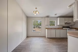 162 Jeffrey Dr, Cedar Creek, TX 78612 - Photo 5