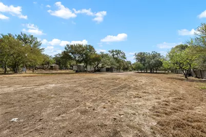 162 Jeffrey Drive, Cedar Creek, TX 78612 - Photo 25
