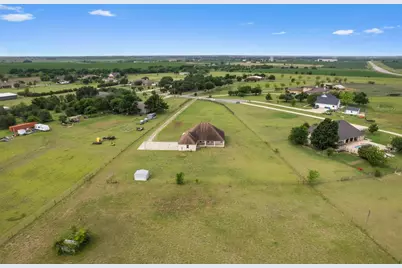 130 Cotton Rows Lane, Taylor, TX 76574 - Photo 33