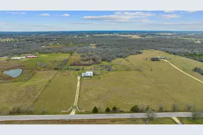 763 Upper Elgin River Road, Elgin, TX 78621 - Photo 9