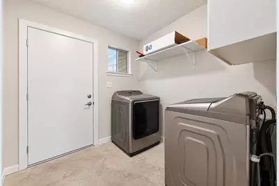 303 E Austin Avenue, Round Rock, TX 78664 - Photo 7