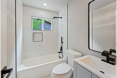 7000 Carwill Drive, Austin, TX 78724 - Photo 11