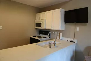 2210 Pearl St, Austin, TX 78705 - Photo 7