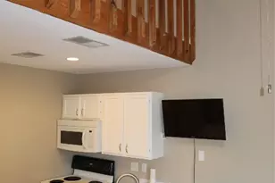 2210 Pearl St, Austin, TX 78705 - Photo 21