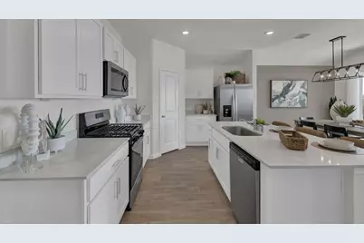 104 Las Lomas Drive, San Marcos, TX 78666 - Photo 7