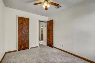 1010 Rundberg Ln, Austin, TX 78758 - Photo 11