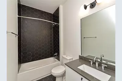 800 Embassy Drive #323, Austin, TX 78702 - Photo 7