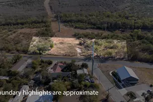 1104 E Martin Luther King Jr Blvd, Taylor, TX 76574 - Photo 1