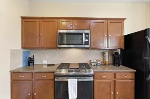 359 Bloomsbury Dr, Kyle, TX 78640 - Photo 9